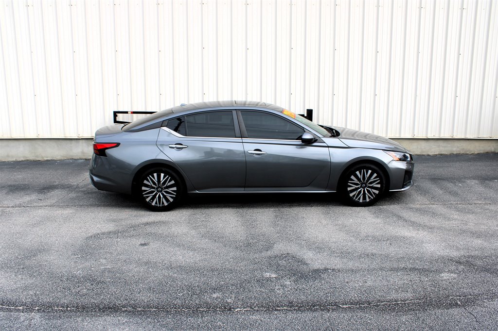2023 Nissan Altima