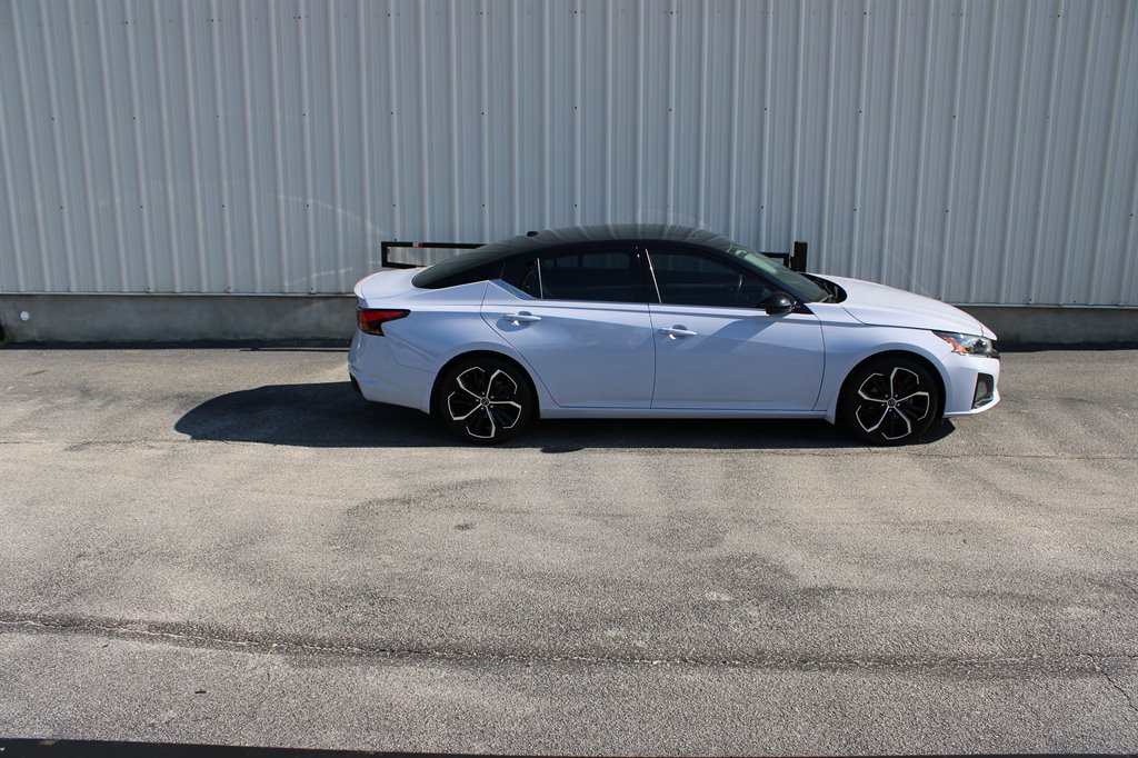 2023 Nissan Altima - $24,950