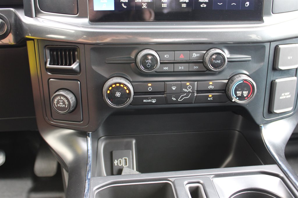 2025 Ford F-150 - $40,950