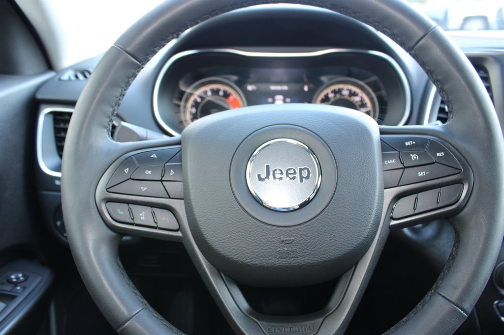 2022 Jeep Cherokee - $19,950