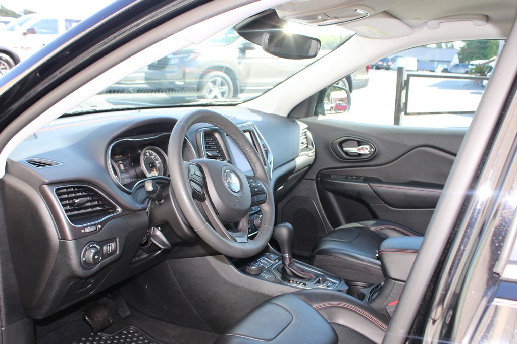 2022 Jeep Cherokee - $19,950