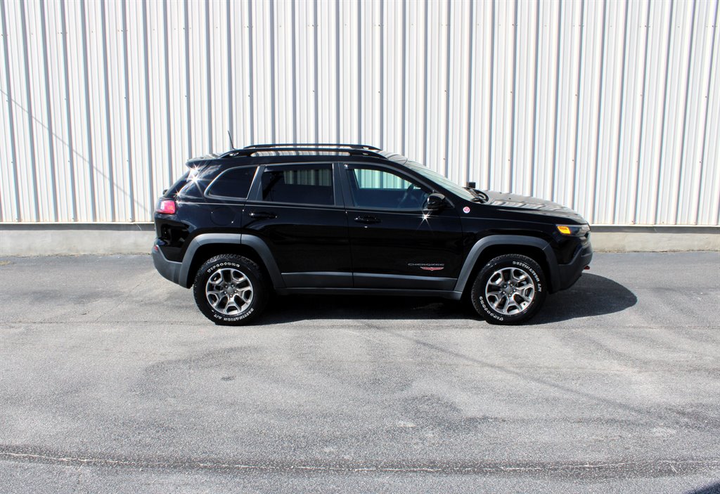 2022 Jeep Cherokee - $19,950