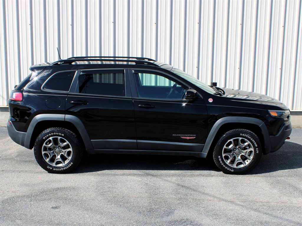 2022 Jeep Cherokee - $19,950