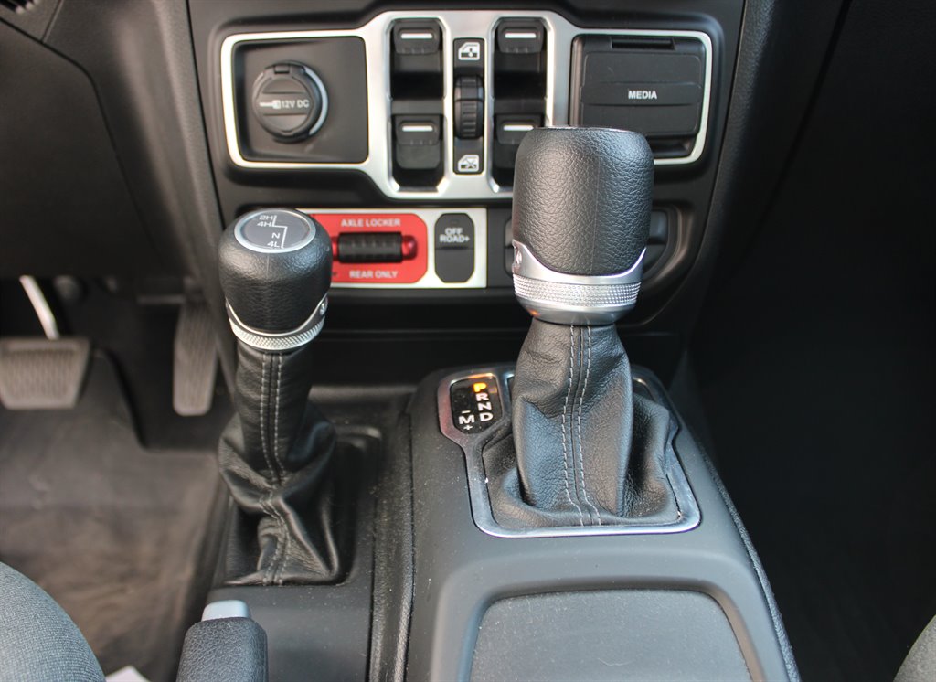 2025 Jeep Wrangler - $40,950
