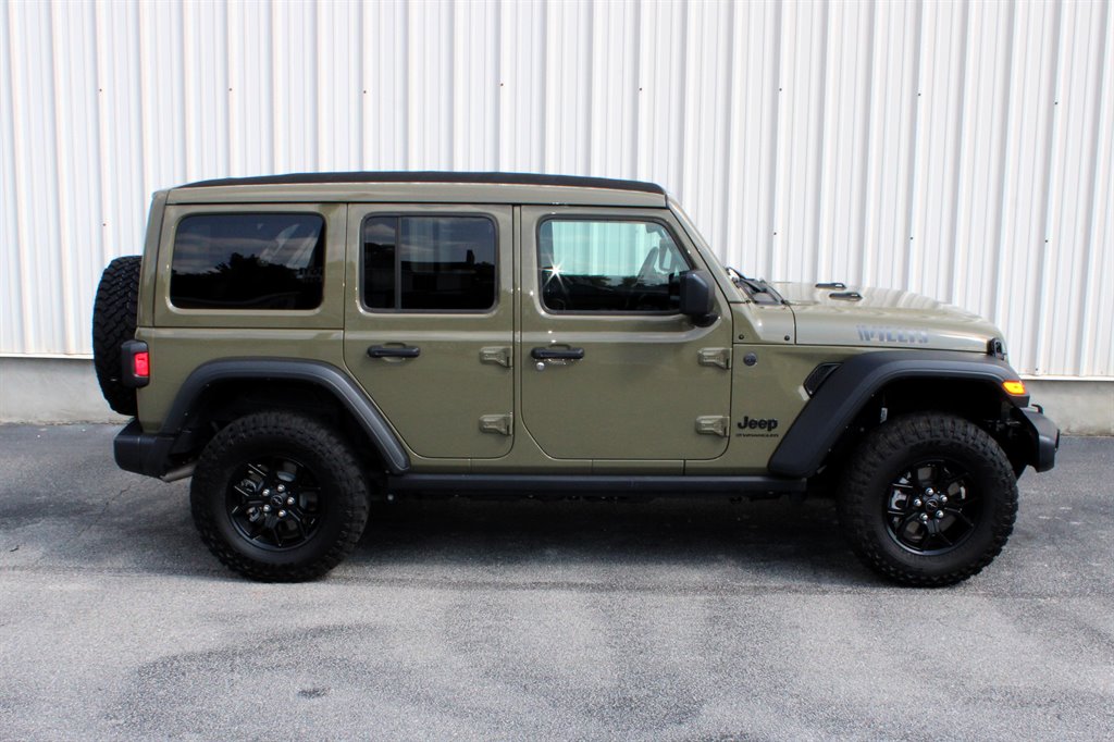 2025 Jeep Wrangler - $40,950