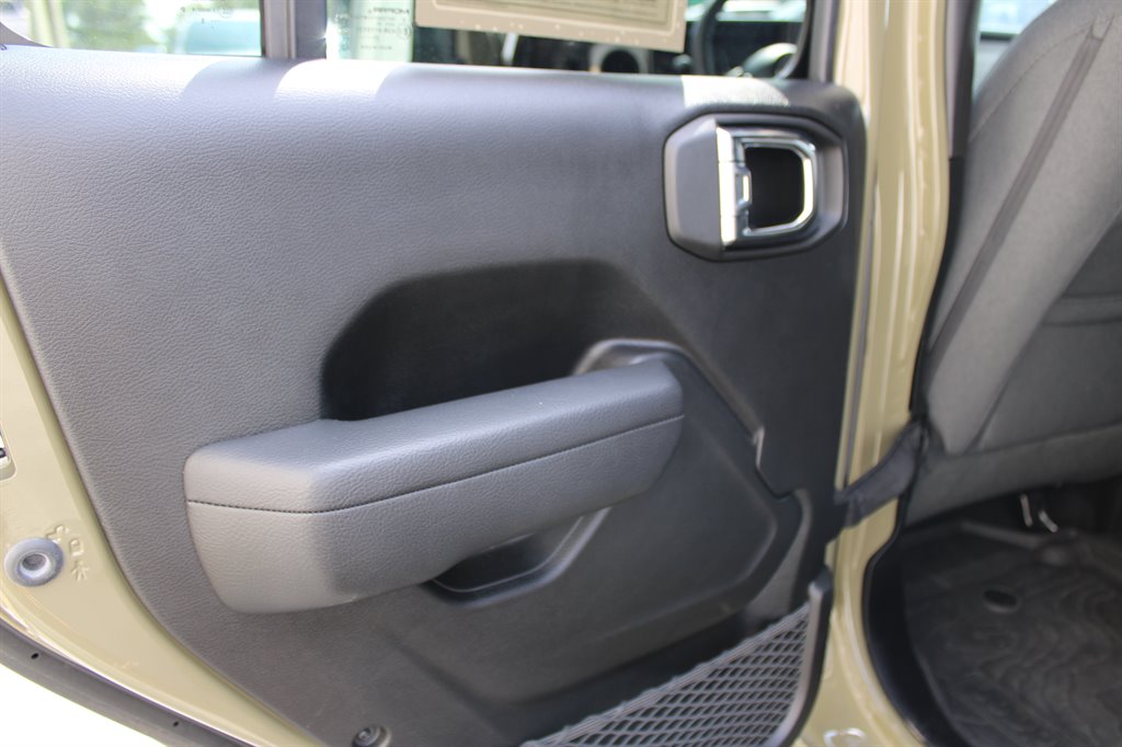 2025 Jeep Wrangler - $40,950