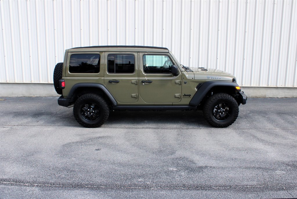 2025 Jeep Wrangler - $40,950