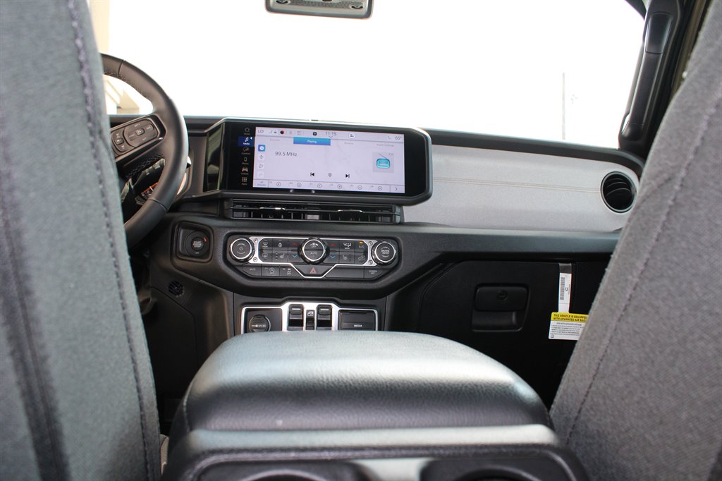 2025 Jeep Wrangler - $40,950