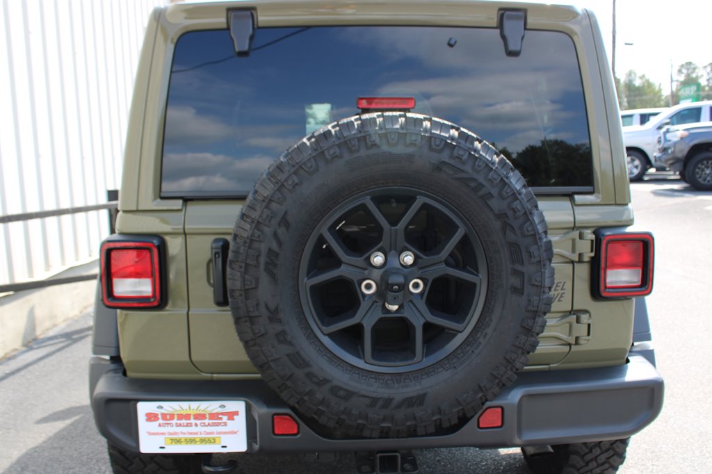 2025 Jeep Wrangler - $40,950