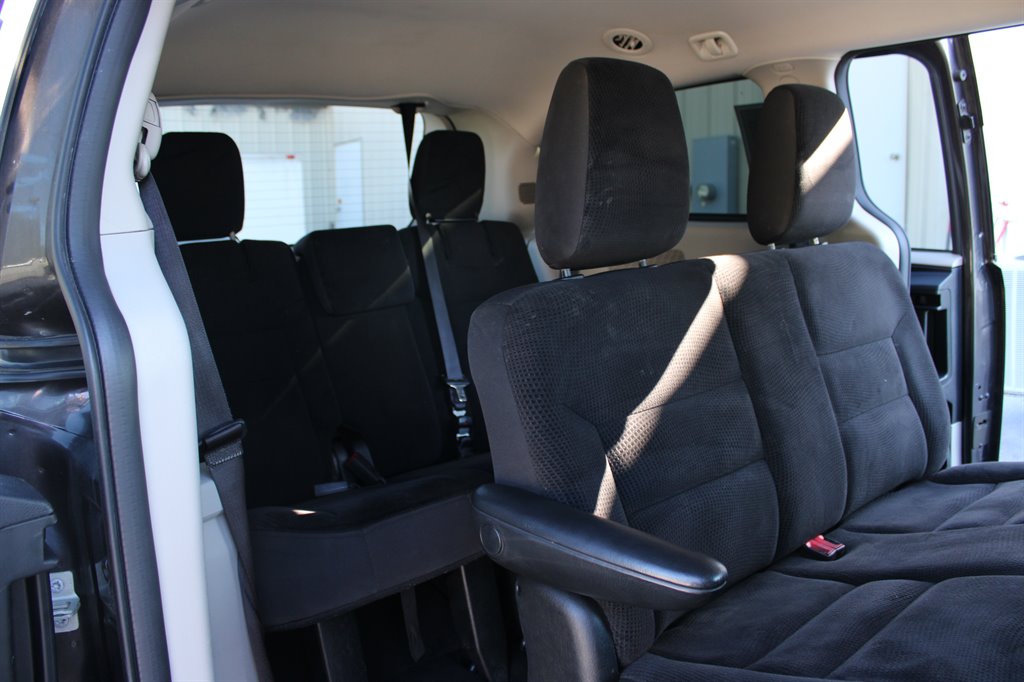 2020 Dodge Grand Caravan - $13,950