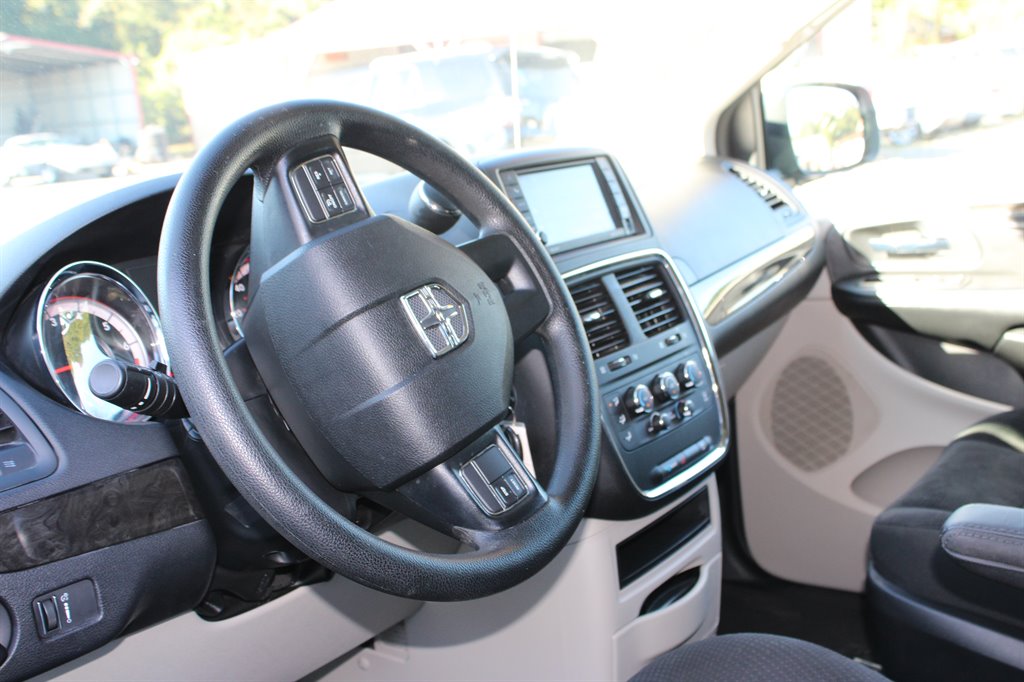 2020 Dodge Grand Caravan - $13,950