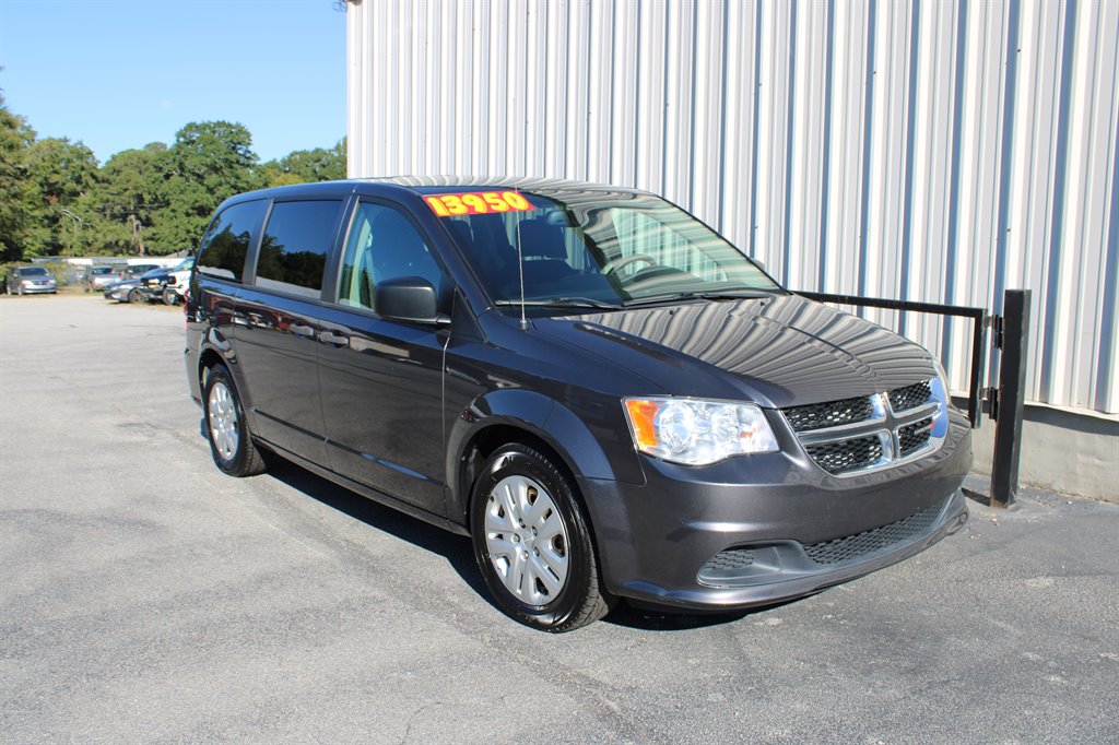 2020 Dodge Grand Caravan - $13,950