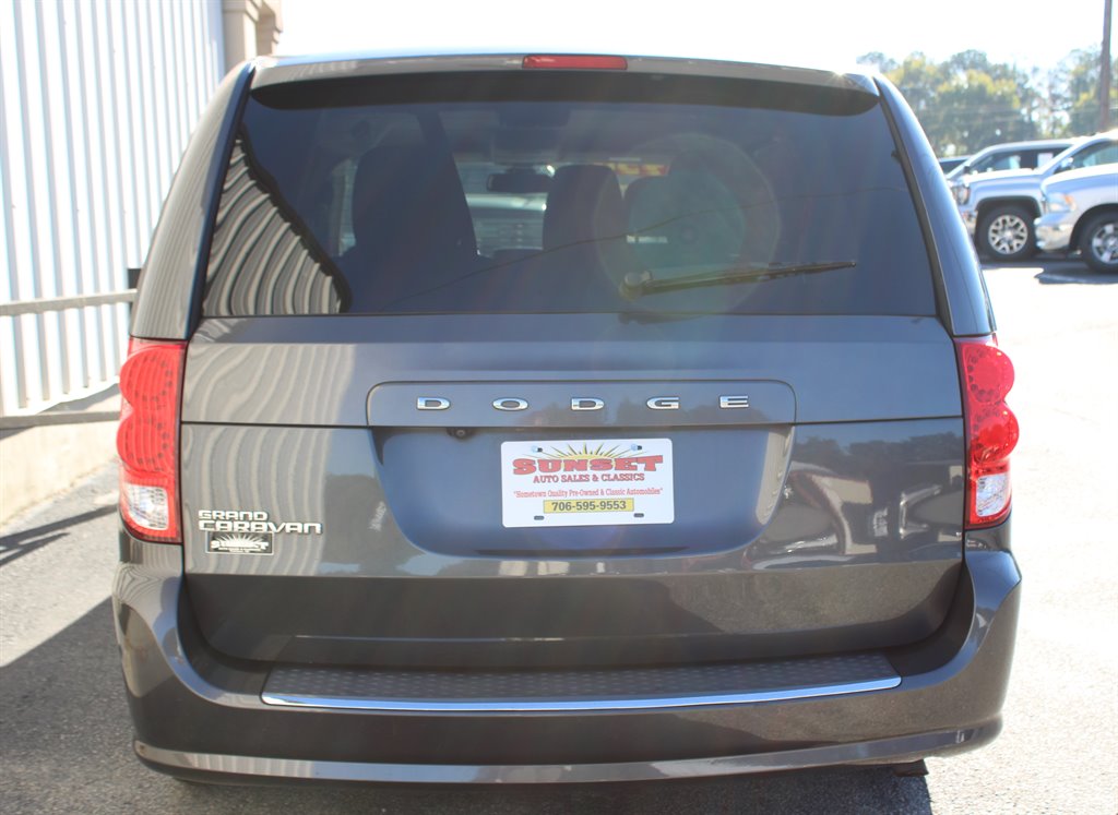 2020 Dodge Grand Caravan - $13,950
