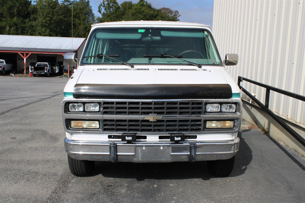 1993 Chevrolet G-series - $10,950