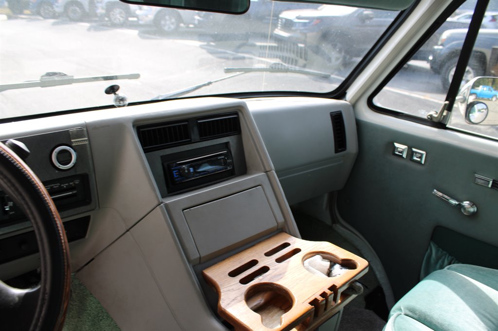 1993 Chevrolet G-series - $10,950