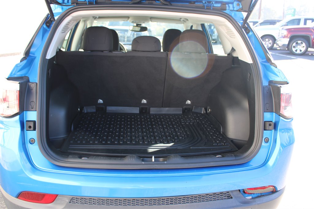 2020 Jeep Compass - $11,950