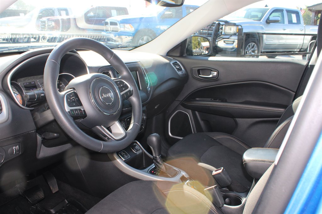 2020 Jeep Compass - $11,950