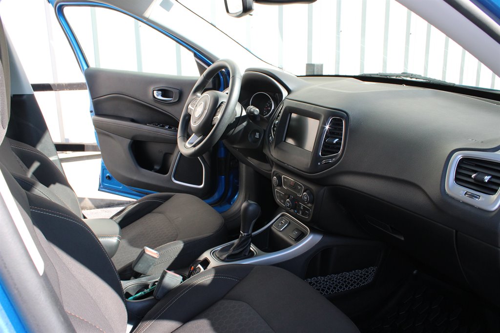 2020 Jeep Compass - $11,950