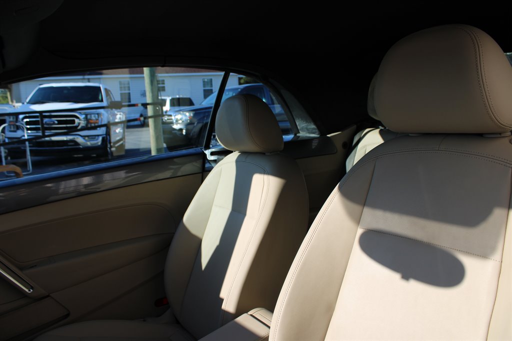 2014 Volkswagen Beetle - $14,950
