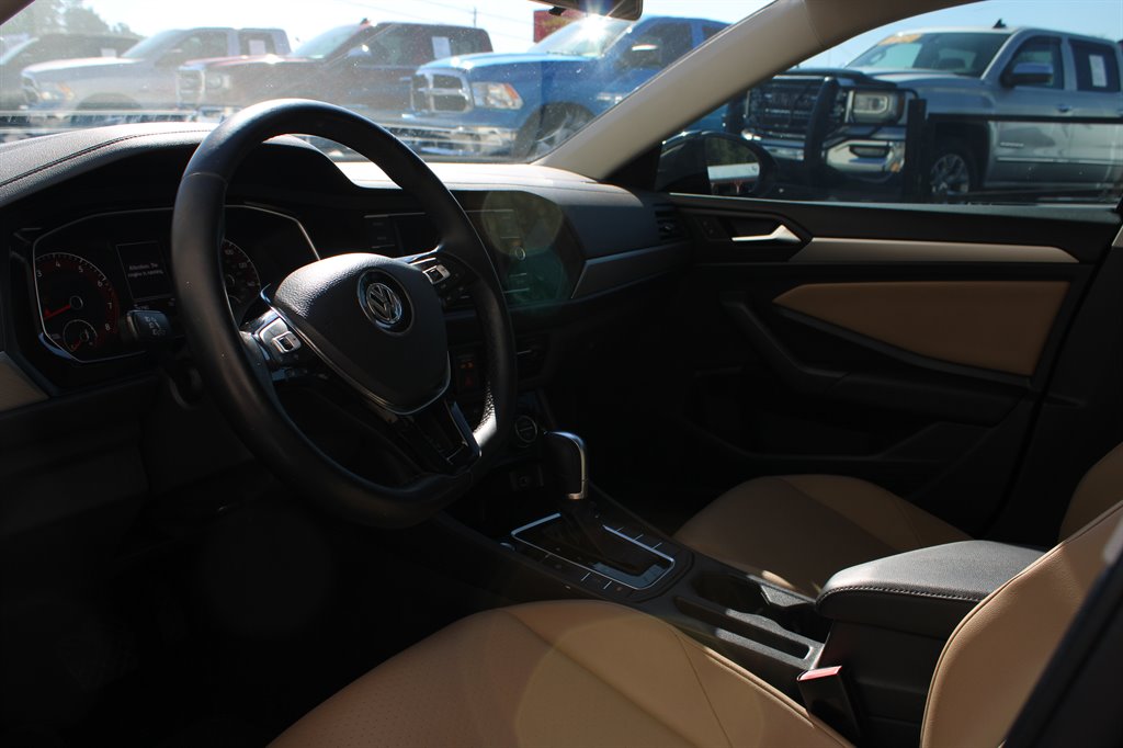 2019 Volkswagen Jetta - $14,950
