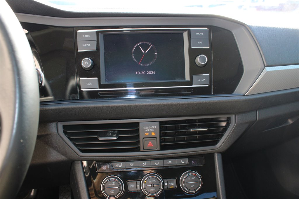 2019 Volkswagen Jetta - $14,950