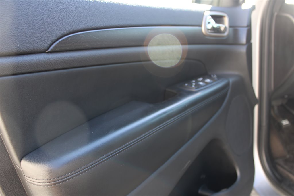 2015 Jeep Cherokee - $14,950