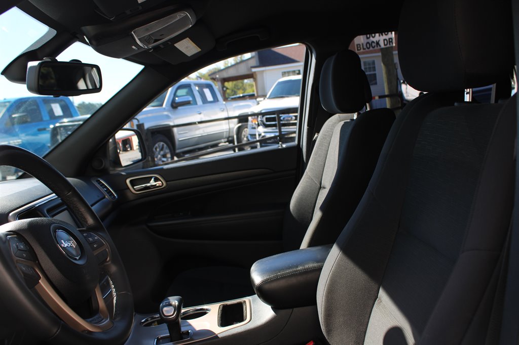 2015 Jeep Cherokee - $14,950