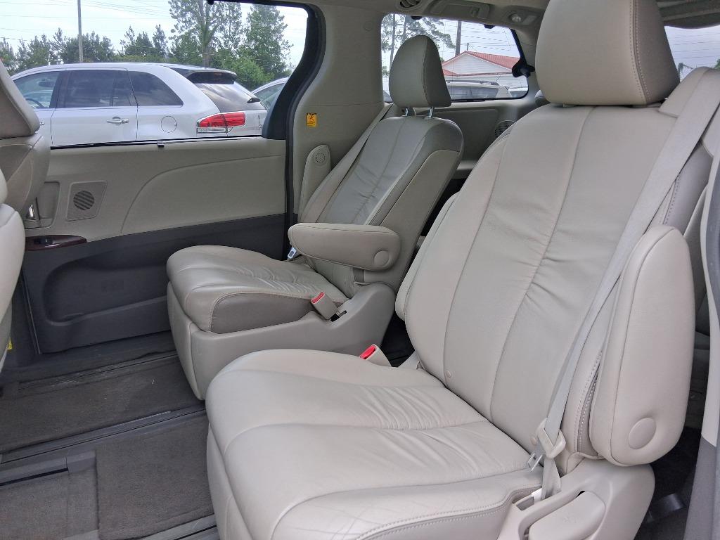 2011 Toyota Sienna
