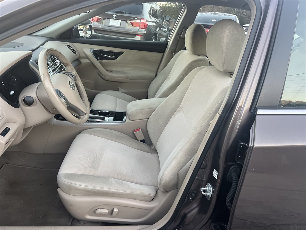 2013 Nissan Altima 2.5 photo