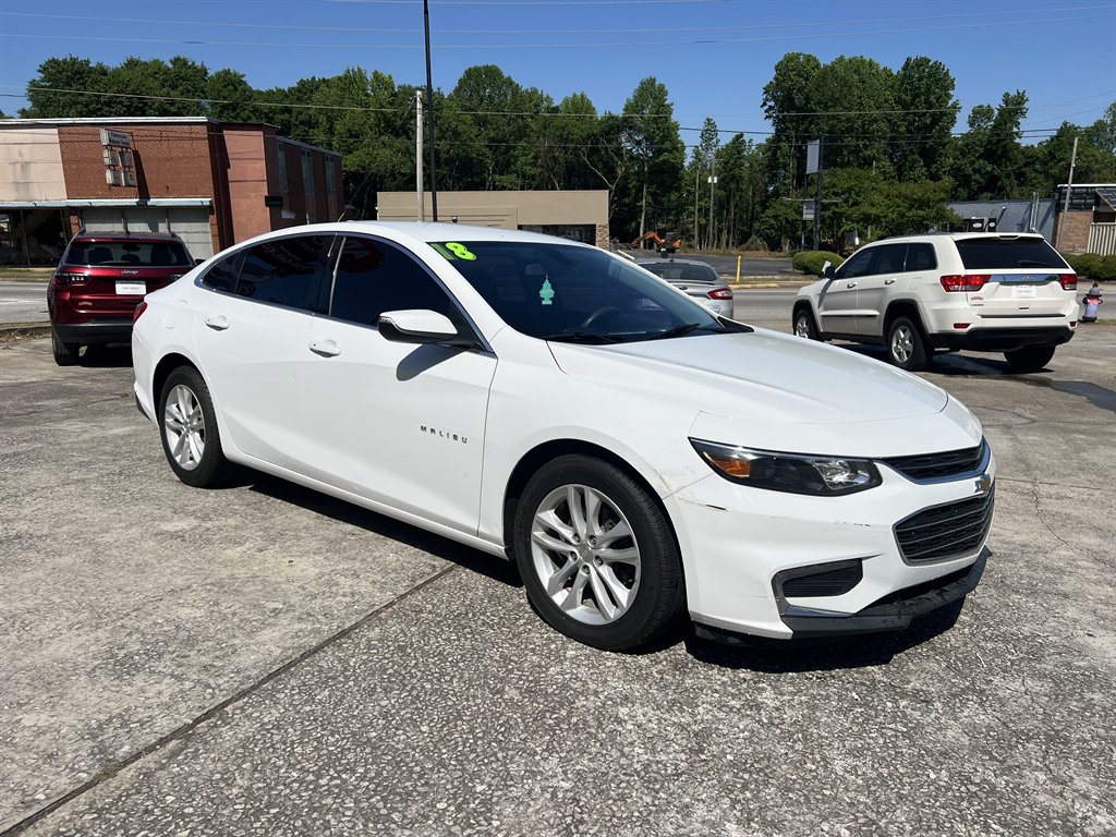2018 Chevrolet Malibu - $11,900