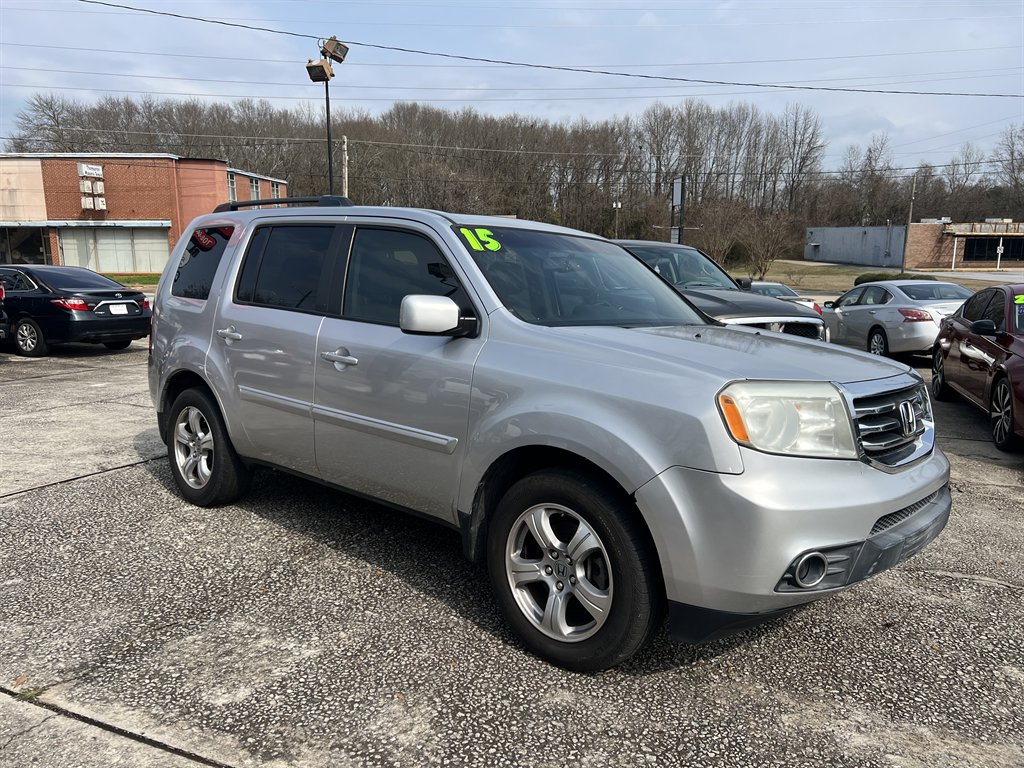 2015 Honda Pilot - $10,990