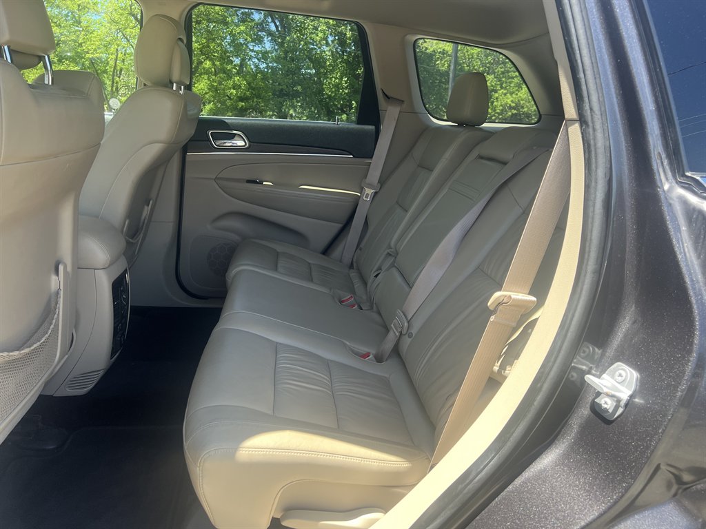 2015 Jeep Cherokee - $13,990