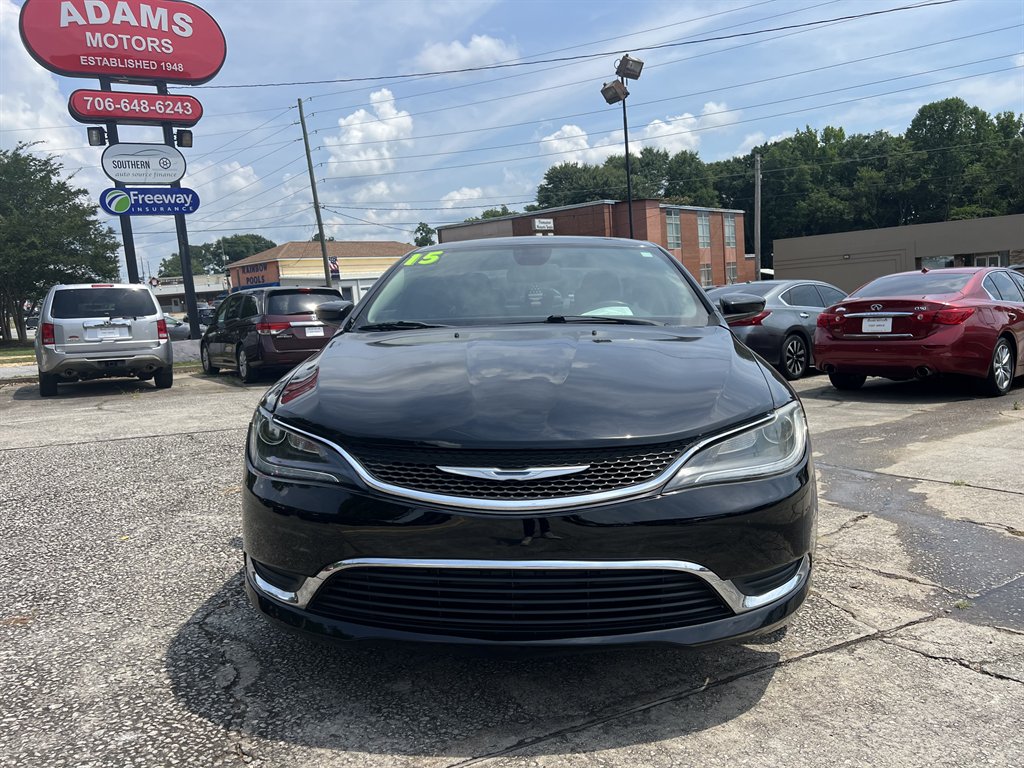 2015 Chrysler 200 - $6,990