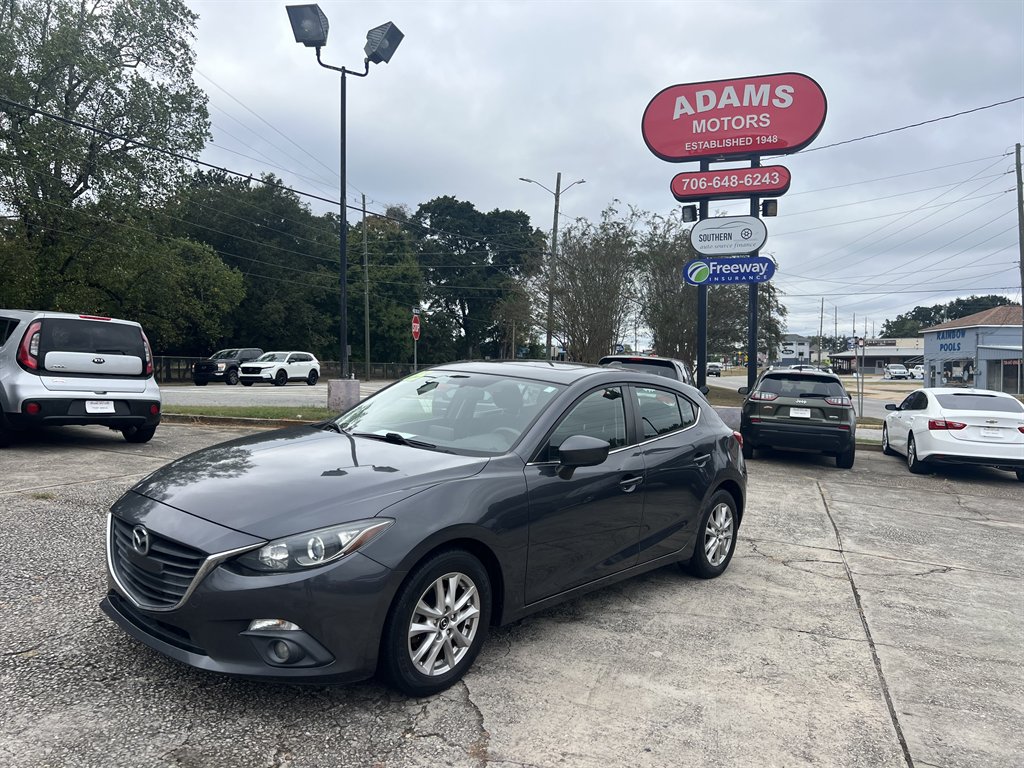 2015 MAZDA MAZDA3 - $10,900