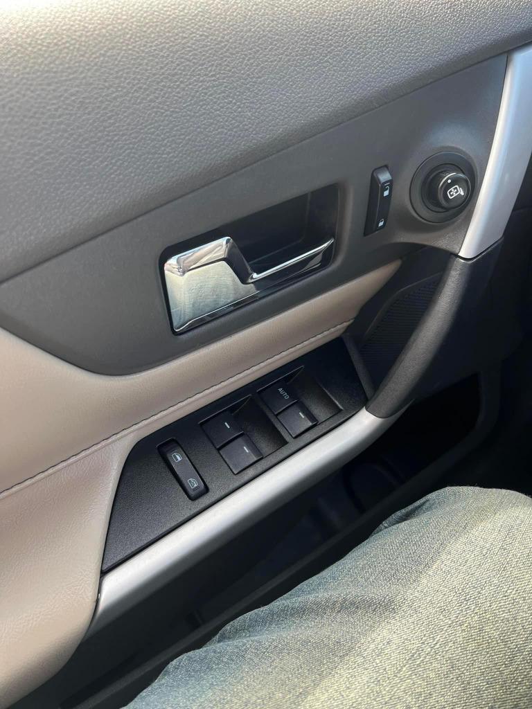 2013 Ford Edge Limited photo