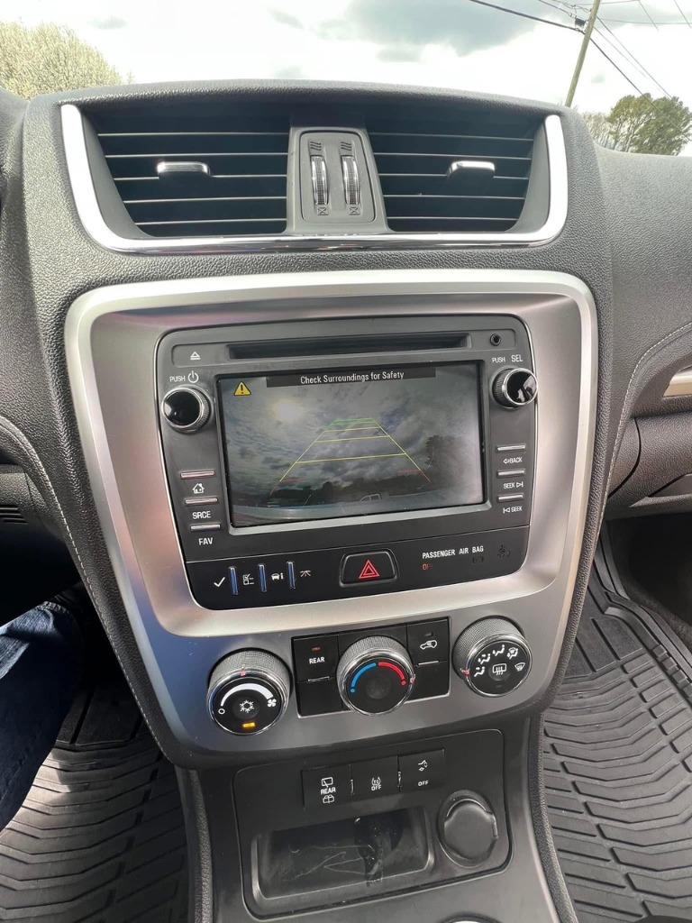 2014 GMC Acadia SLE-2 photo