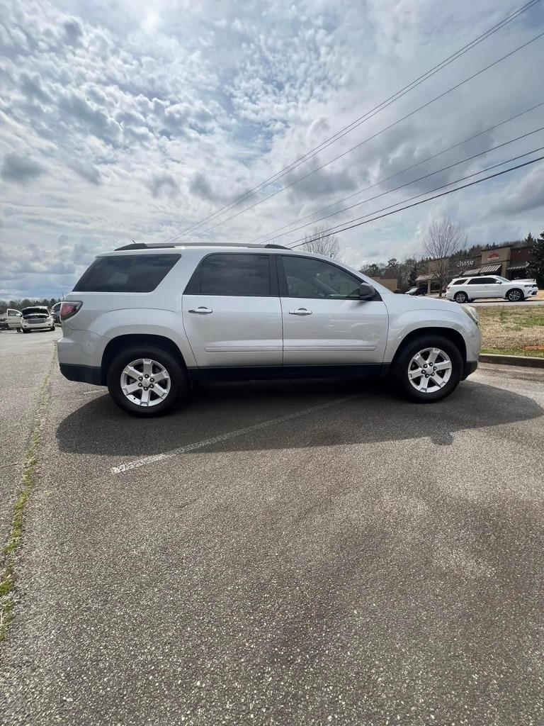 2014 GMC Acadia SLE-2 photo