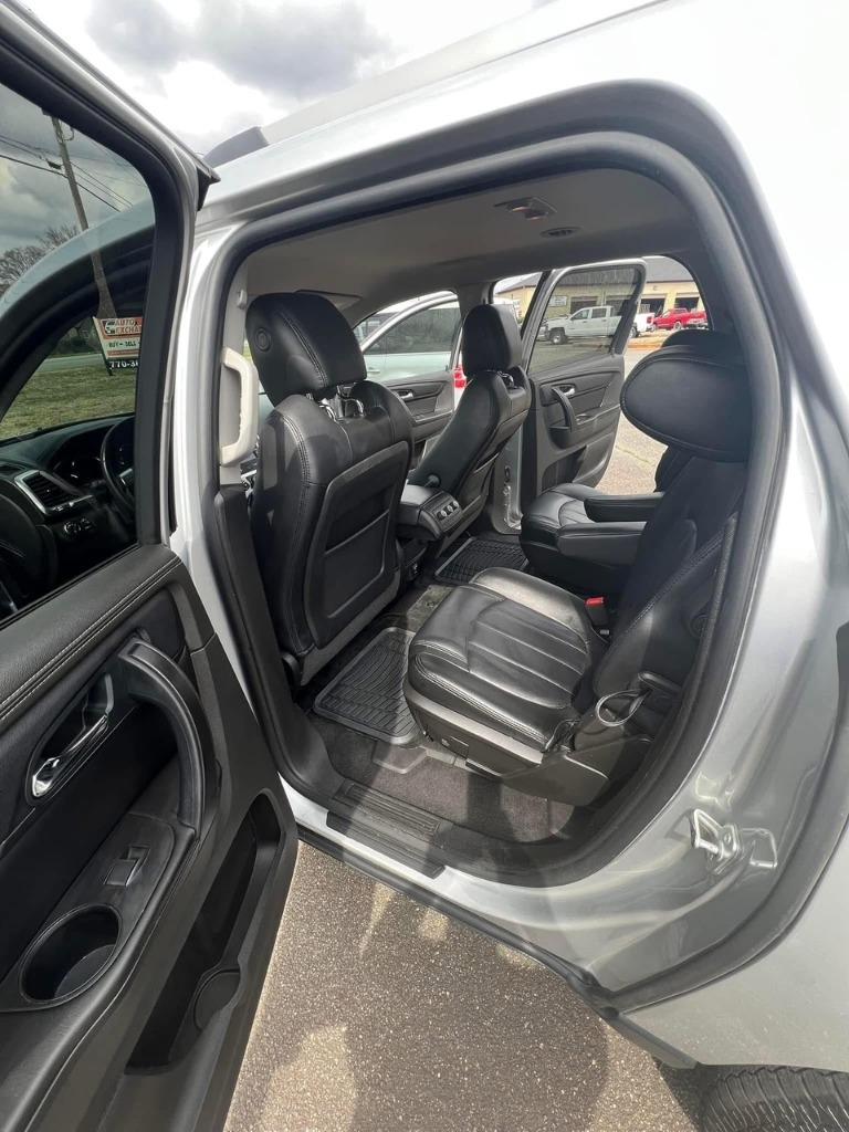 2014 GMC Acadia SLE-2 photo
