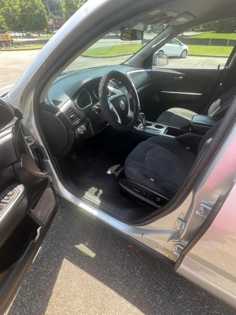 2010 Chevrolet Traverse - $4,500