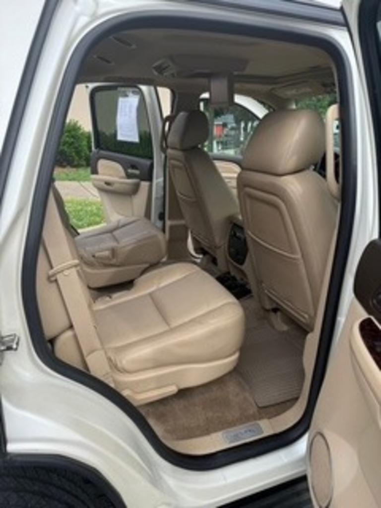 2011 GMC Yukon - $15,900