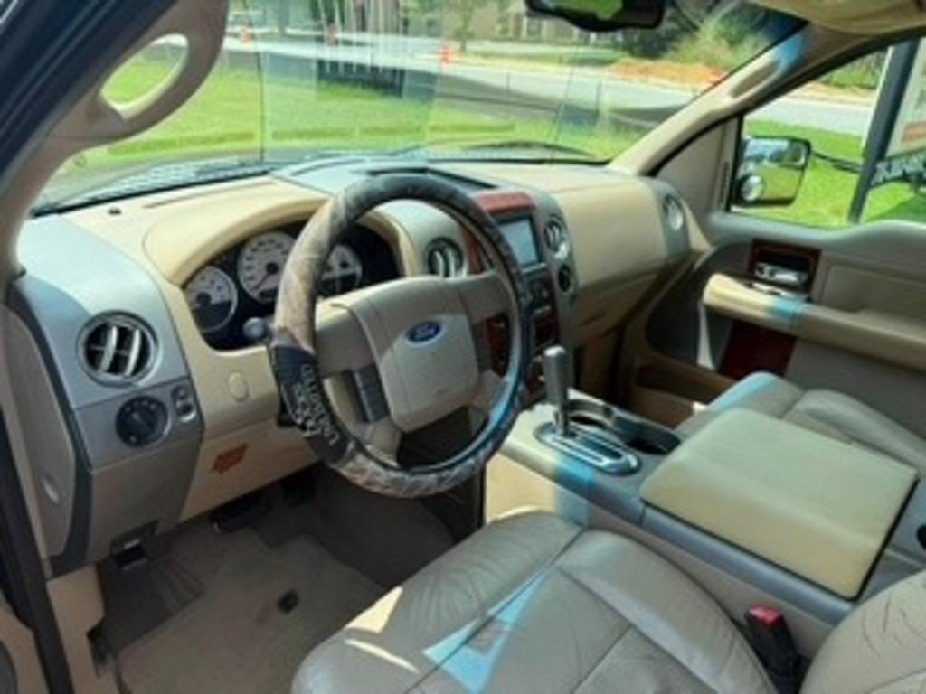 2005 Ford F150 - $6,000