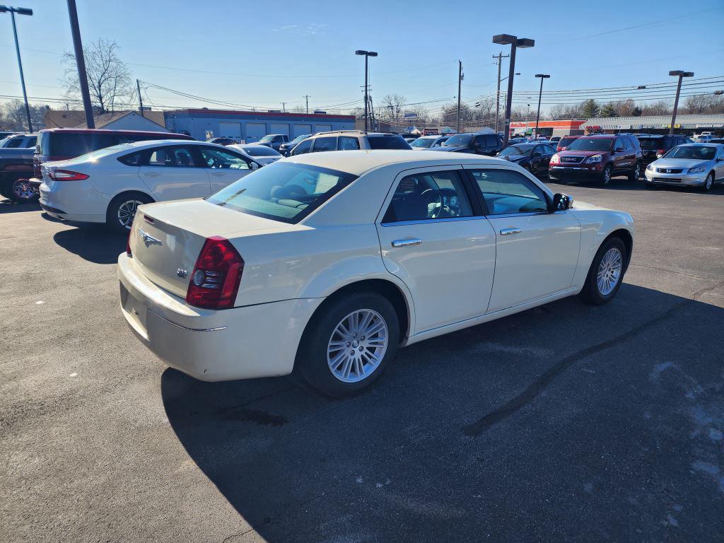 2010 Chrysler 300