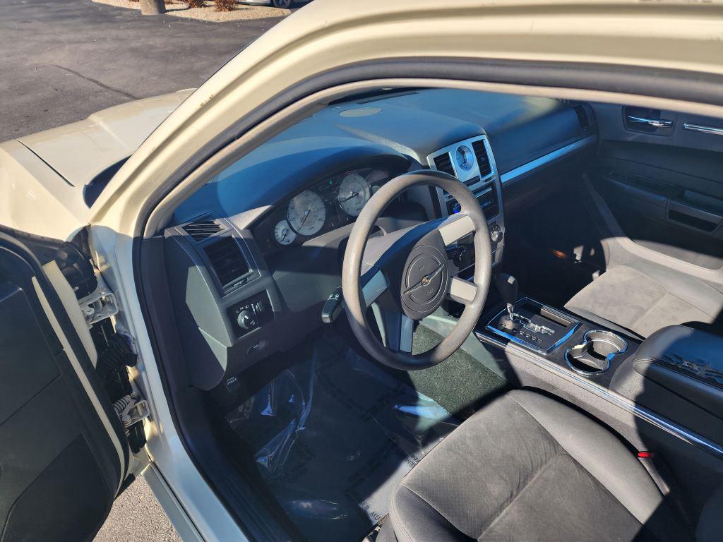 2010 Chrysler 300