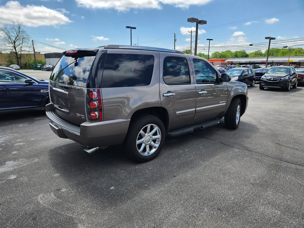 2011 GMC Yukon