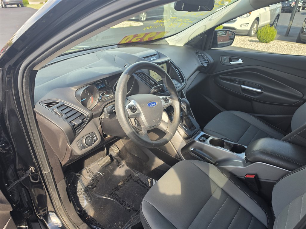 2016 Ford Escape - $4,950