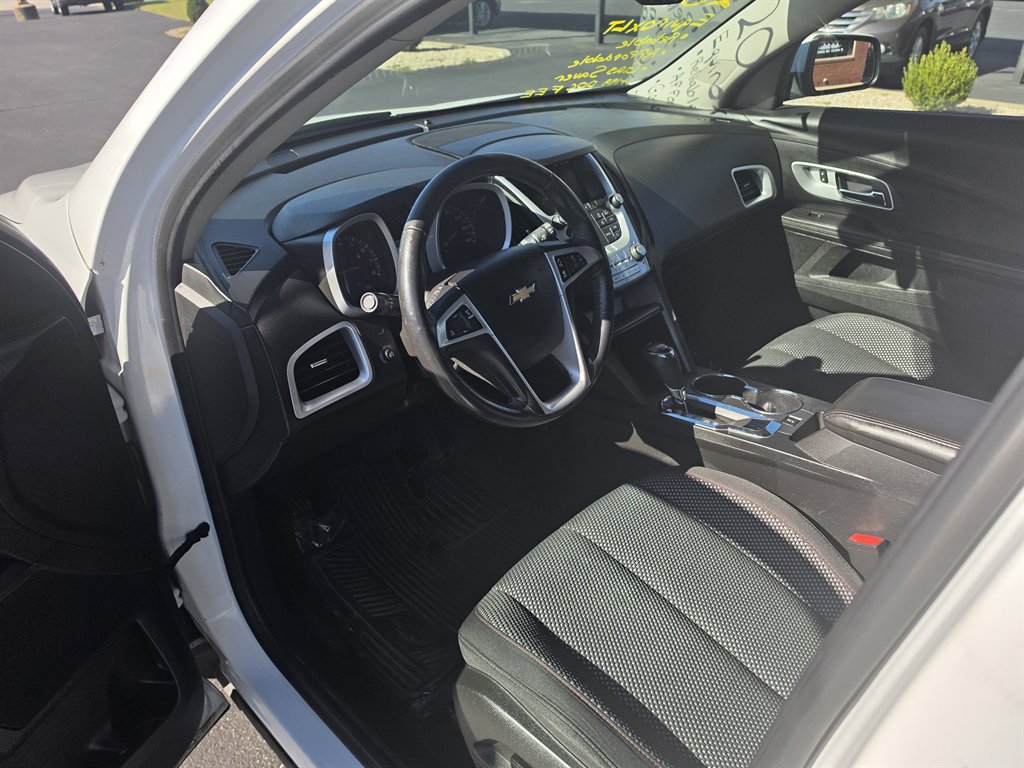 2017 Chevrolet Equinox - $5,495