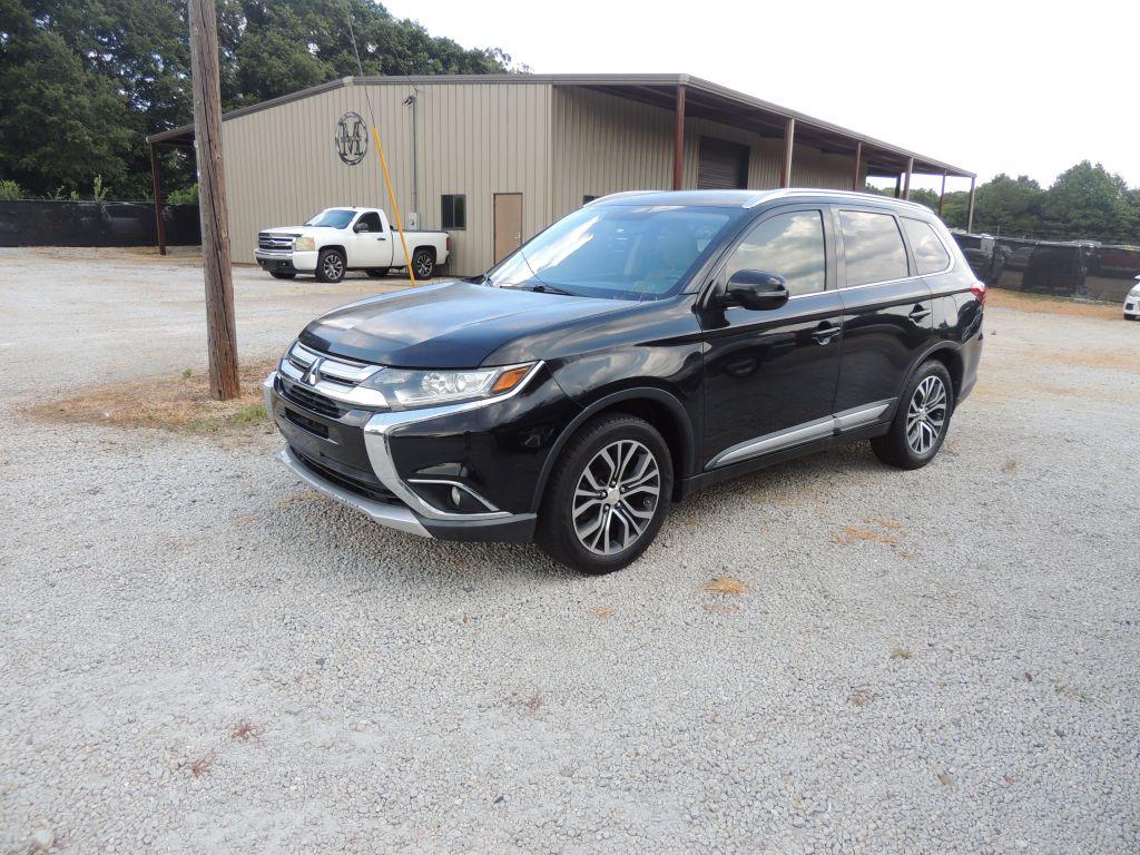 2017 Mitsubishi Outlander - $4,999