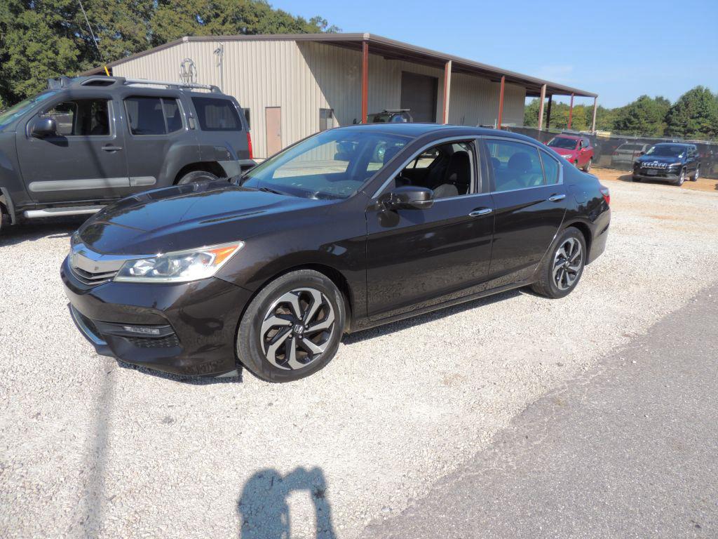 2017 Honda Accord - $7,999