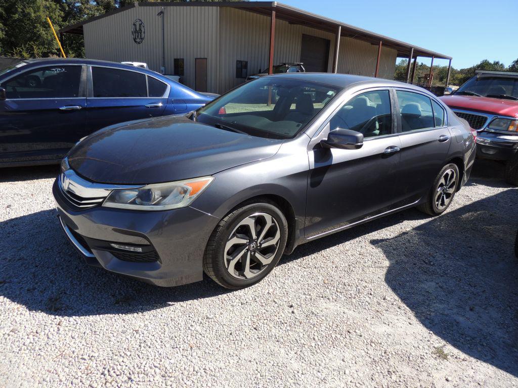 2017 Honda Accord - $8,999