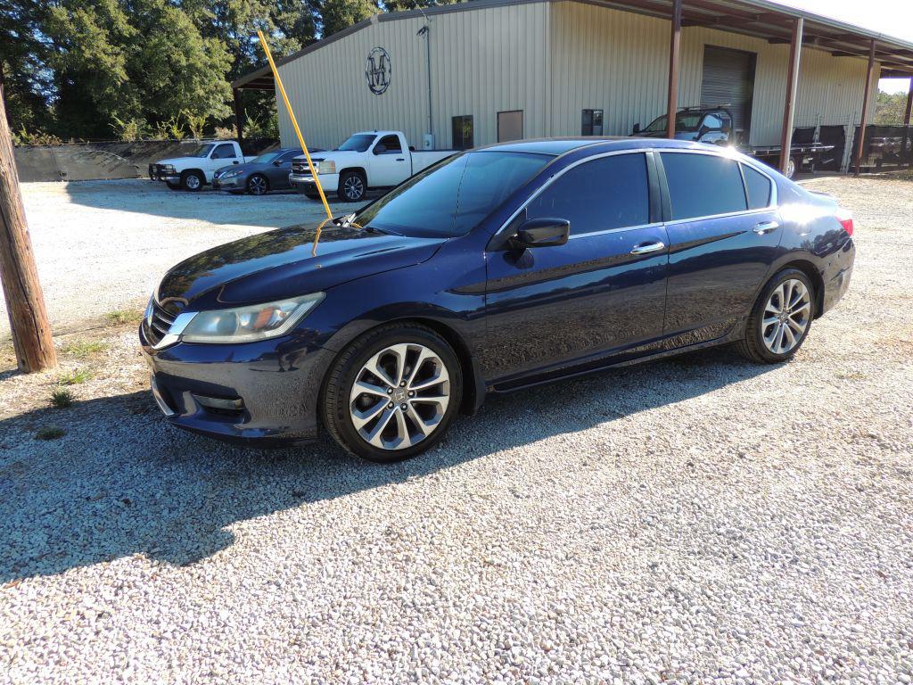 2015 Honda Accord - $5,999